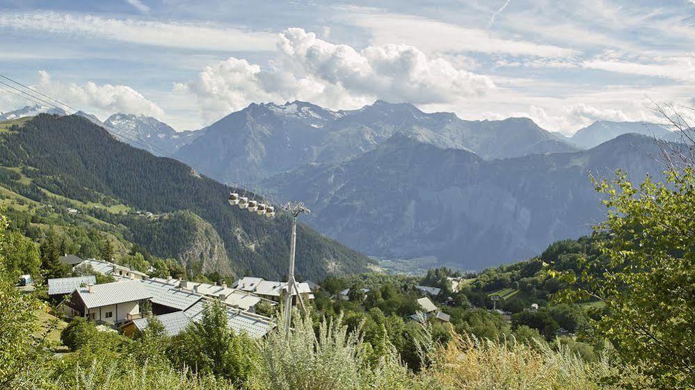 Le Castillan Alpe d'Huez Екстериор снимка